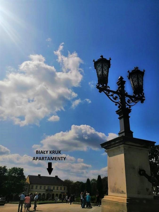 Bialy Kruk Apartamenty Vis-A-Vis Jasnej Gory Czestochowa Exterior photo